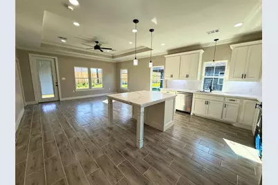865 Dundee, Vidor, TX 77662 - Photo 4