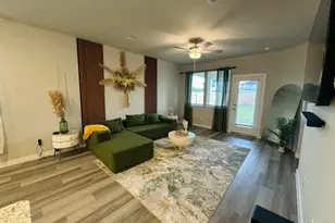 5608 Madden Ln, Houston, TX 77048 - Photo 2