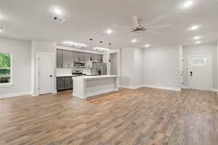 10301 Ashville Dr, Houston, TX 77051 - Photo 2