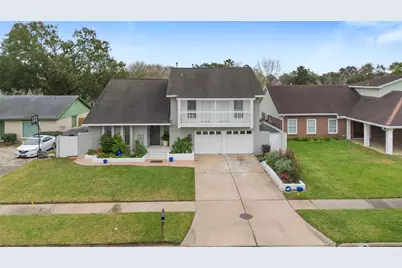 10706 Sagegreen Drive, Houston, TX 77089 - Photo 2