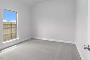 12331 Hackberry Dr, Mont Belvieu, TX 77523 - Photo 10