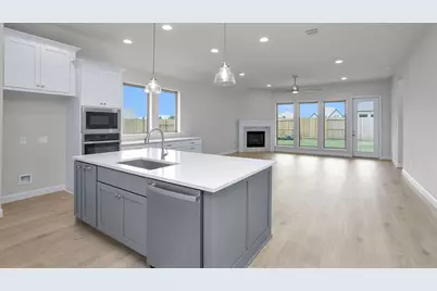 12331 Hackberry Drive, Mont Belvieu, TX 77523 - Photo 6