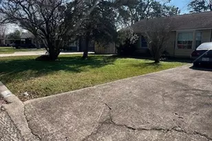 1827 Lamonte Ln, Houston, TX 77018 - Photo 2