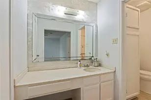 43 Quintana Dr, Galveston, TX 77554 - Photo 16