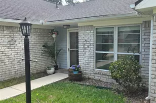 3218 Glade Springs Dr, Houston, TX 77339 - Photo 2