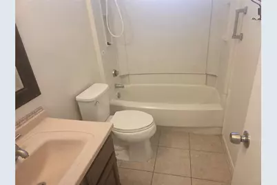 3218 Glade Springs Drive, Houston, TX 77339 - Photo 8