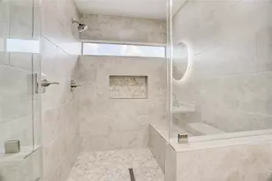 2720 Chenevert St, Houston, TX 77004 - Photo 16