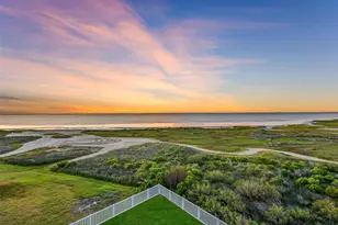 26118 Bay Breeze Dr, Galveston, TX 77554 - Photo 4