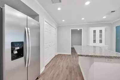 3 20th Avenue N, Texas City, TX 77590 - Photo 6