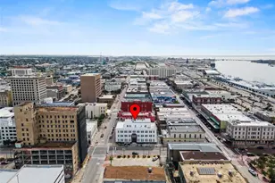 2102 Mechanic St, Galveston, TX 77550 - Photo 18