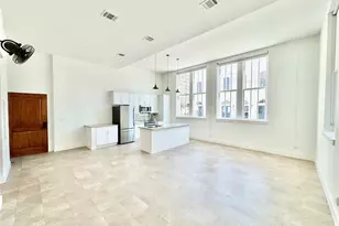 2102 Mechanic St, Galveston, TX 77550 - Photo 1