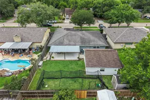 204 Sweetgum Dr, League City, TX 77573 - Photo 38