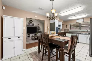 204 Sweetgum Dr, League City, TX 77573 - Photo 10