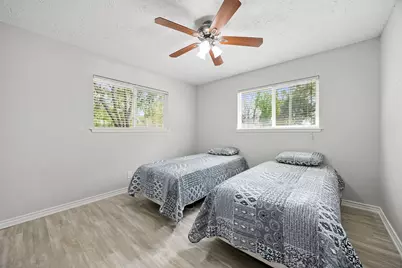 1719 Alta Vista Drive, Alvin, TX 77511 - Photo 28