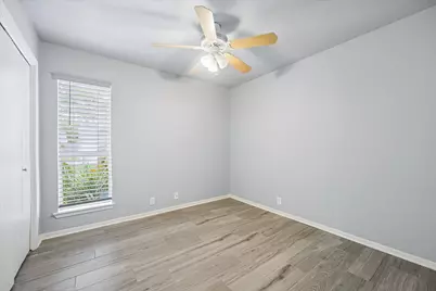 2110 Gray Falls Drive, Houston, TX 77077 - Photo 14