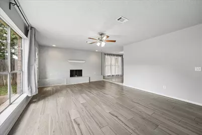 2110 Gray Falls Drive, Houston, TX 77077 - Photo 6