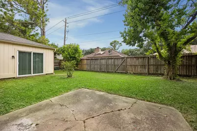 2110 Gray Falls Drive, Houston, TX 77077 - Photo 22