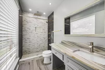 2110 Gray Falls Drive, Houston, TX 77077 - Photo 20