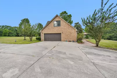 21 Ranch Road One, Willis, TX 77378 - Photo 36