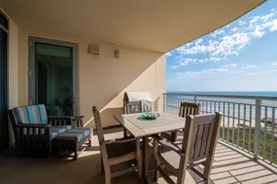 801 E Beach Dr, Galveston, TX 77550 - Photo 2