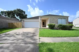 7735 Quail Meadow Dr, Houston, TX 77071 - Photo 1