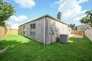 7735 Quail Meadow Dr, Houston, TX 77071 - Photo 46