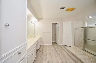 7735 Quail Meadow Dr, Houston, TX 77071 - Photo 36