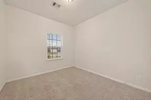 10010 Pine Valley Ct, Baytown, TX 77521 - Photo 18