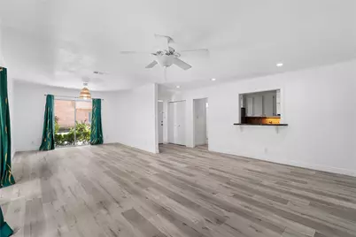 6303 Crab Orchard Road #3, Houston, TX 77057 - Photo 10