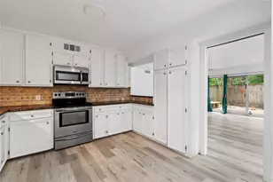 6303 Crab Orchard Rd, Houston, TX 77057 - Photo 16