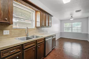 1801 Concord St, Deer Park, TX 77536 - Photo 32