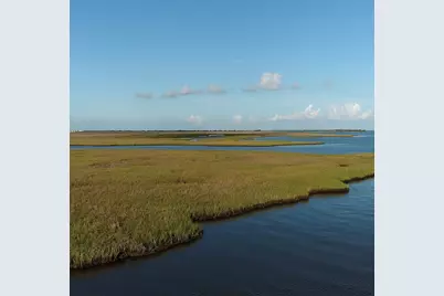 1228 N Redfish Street, Crystal Beach, TX 77650 - Photo 2