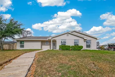 706 Scenic Drive, Baytown, TX 77521 - Photo 1