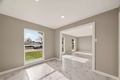 706 Scenic Drive, Baytown, TX 77521 - Photo 22