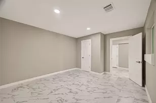 706 Scenic Dr, Baytown, TX 77521 - Photo 20