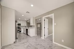 706 Scenic Dr, Baytown, TX 77521 - Photo 12