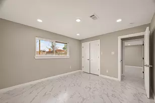 706 Scenic Dr, Baytown, TX 77521 - Photo 36