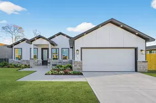 1110 Longleaf Pne St, Huffman, TX 77336 - Photo 2