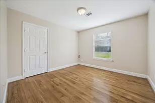 7706 Cedel Dr, Houston, TX 77055 - Photo 10