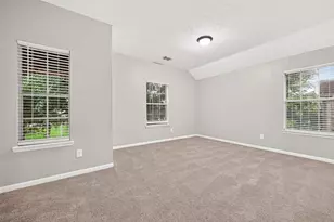 2638 Riverhollow Ln, Sugar Land, TX 77479 - Photo 12