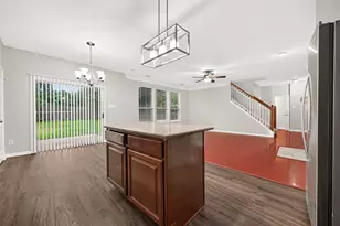 2638 Riverhollow Ln, Sugar Land, TX 77479 - Photo 18