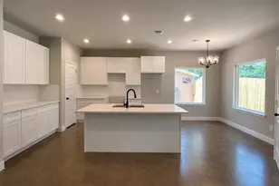 15498 Arrowhead Loop W, Willis, TX 77378 - Photo 10