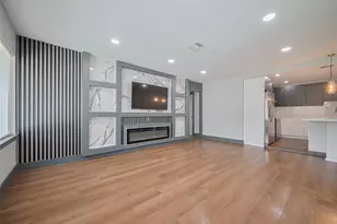 6058 Lyndhurst Dr, Houston, TX 77033 - Photo 4