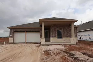 7730 Jade Crst Dr, Angleton, TX 77515 - Photo 2