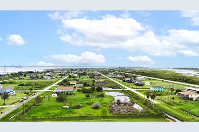 2205 Front Avenue Avenue, Port Bolivar, TX 77650 - Photo 4