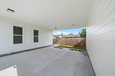 1408 Enid #D, Houston, TX 77055 - Photo 2