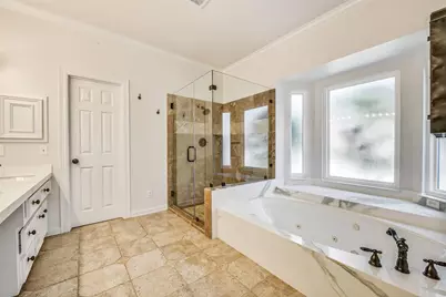 4142 Pine Blossom Trail, Houston, TX 77059 - Photo 6