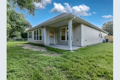 612 Evans Street, Angleton, TX 77515 - Photo 32