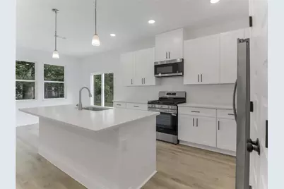 612 Evans Street, Angleton, TX 77515 - Photo 4
