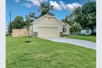 612 Evans Street, Angleton, TX 77515 - Photo 30